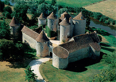Le chateau de Forges Le chateau de Forges à Concremiers 36300