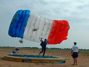 Parachutisme au Blanc